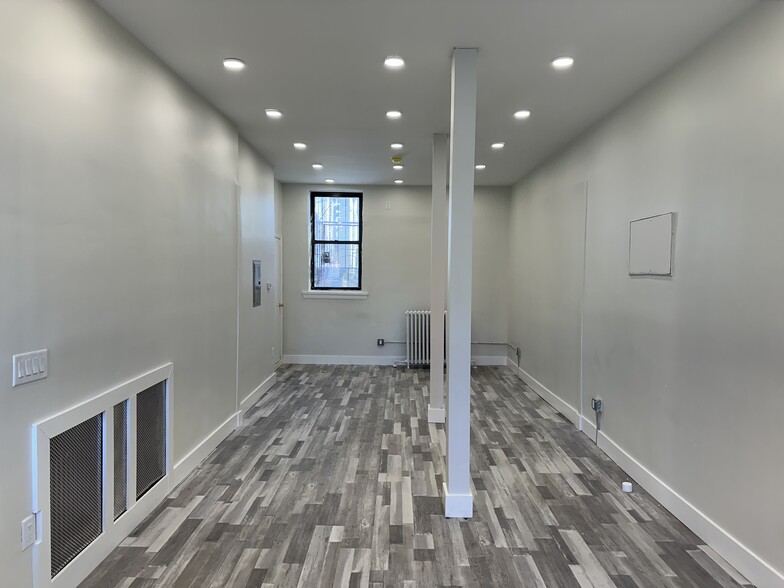 More Photos Of 530 West Side Ave, Jersey City Storefront Retail Residential For Lease