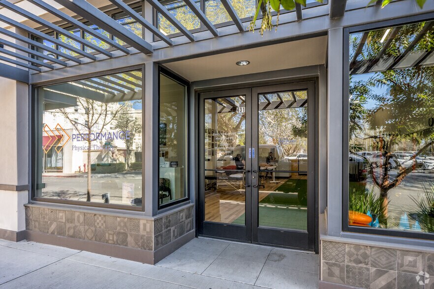 More Photos Of 509 Bush St, Woodland Office For Sale