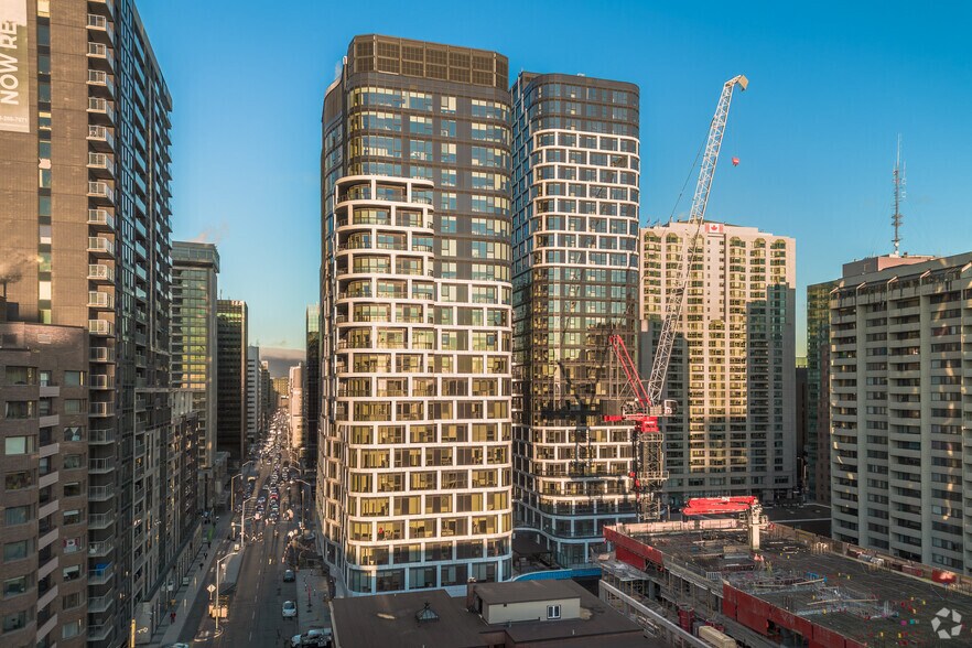 More Photos Of 400 Albert St, Ottawa Apartments For Lease