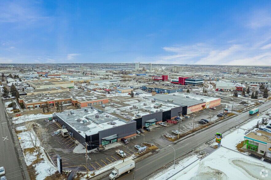 More Photos Of 1010 42nd Ave SE, Calgary Bowling Alley For Lease