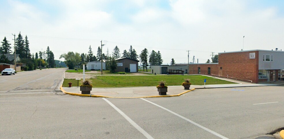 Primary Photo Of 5001 50 Av, Bentley Land For Sale