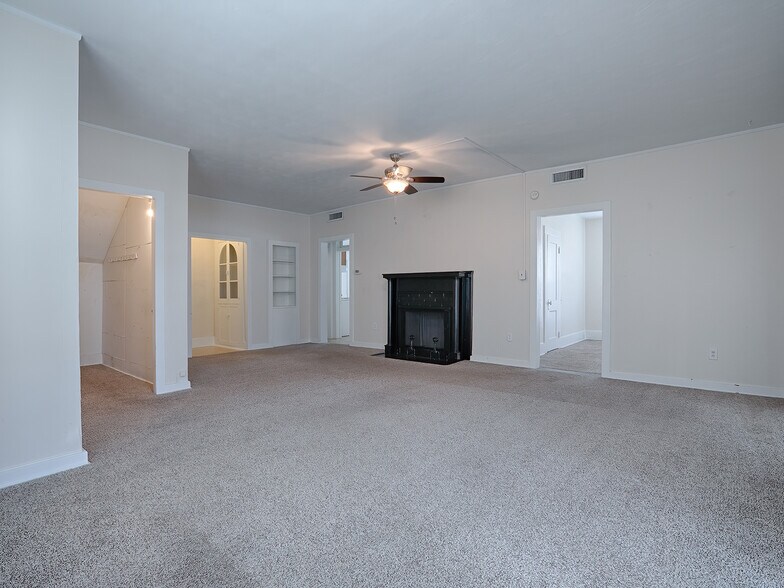 More Photos Of 422 E Citrus Ave, Eustis Multifamily For Sale