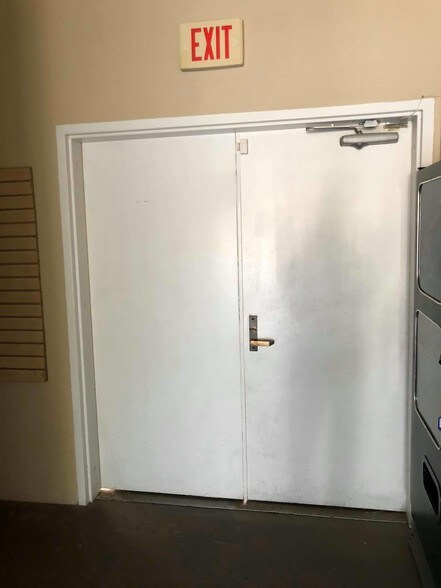 More Photos Of 80150 Hwy 111, Indio Unknown For Lease