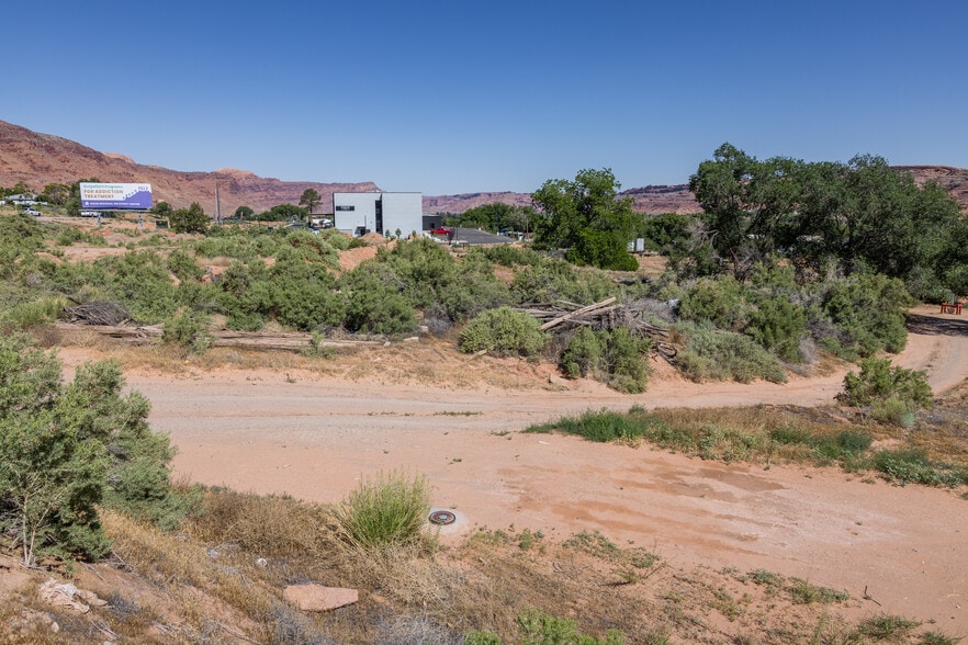 More Photos Of 1431 Arnel Ln, Moab Land For Sale