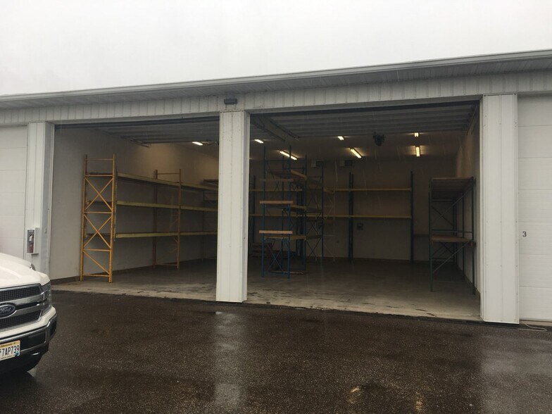 More Photos Of 6415 County Road 19, Loretto Self Storage For Lease
