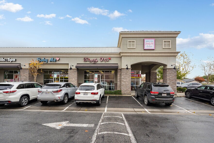 More Photos Of 3995 Calloway Dr, Bakersfield Unknown For Lease