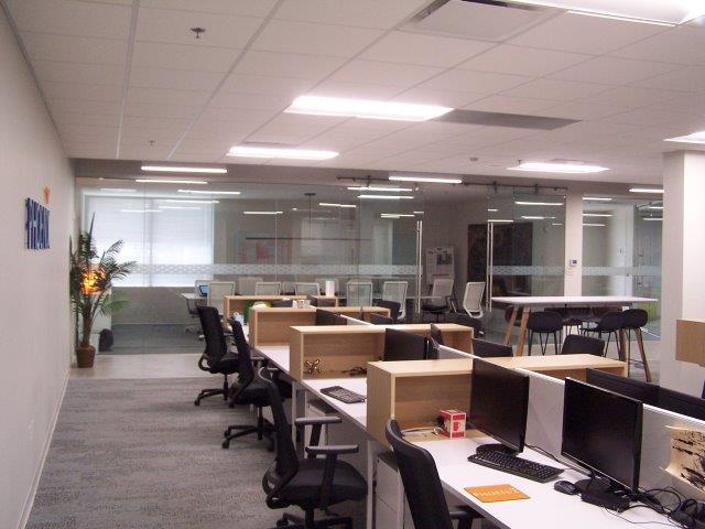 More Photos Of 4033 Tampa Rd, Oldsmar Office For Lease