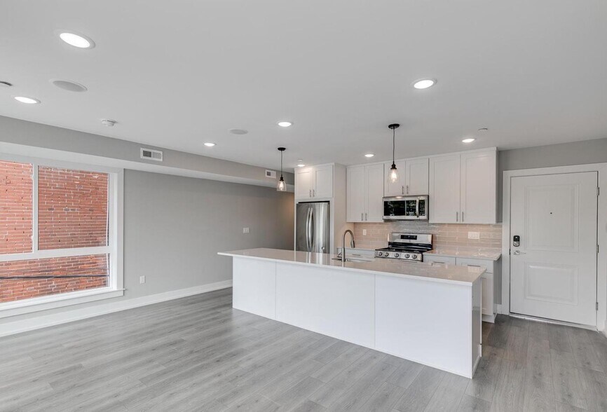 More Photos Of 1309 S 52nd St, Philadelphia Apartments For Sale