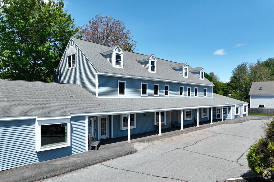 Primary Photo Of 952 Rte 1, Wells General Retail For Lease
