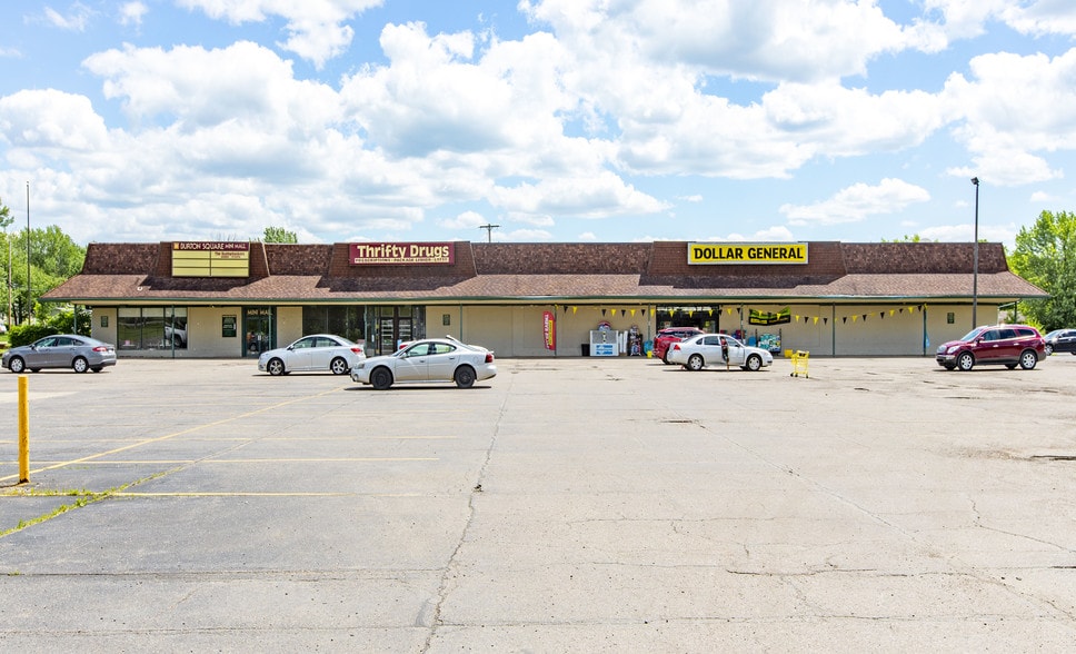 More Photos Of 5238-5246 Lapeer Rd, Burton Unknown For Lease