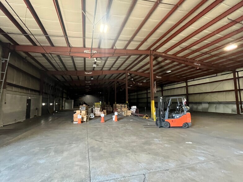 More Photos Of 70 1st St, E Bridgewater Distribution For Sale