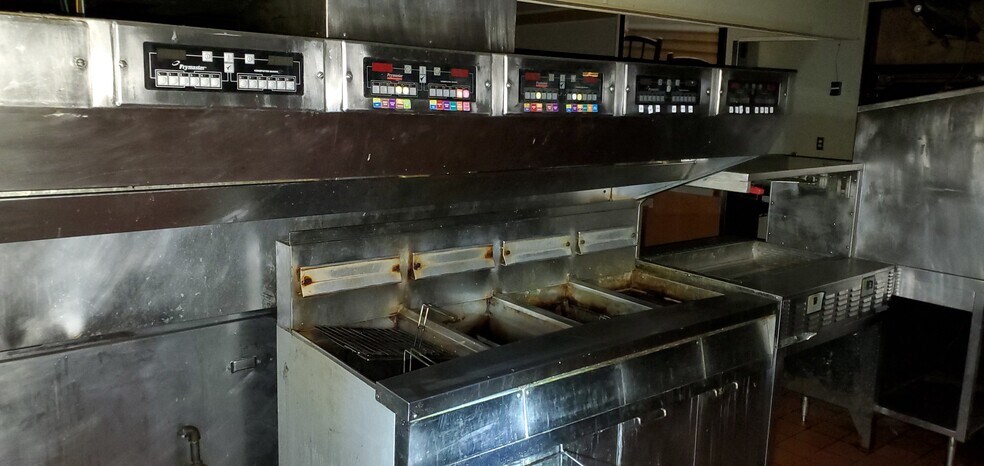 More Photos Of 92 16th St, Wheatland Freestanding For Sale