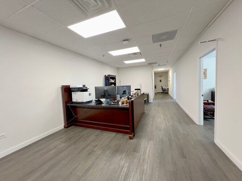 More Photos Of 204 Red Rd, McMinnville Warehouse For Sale