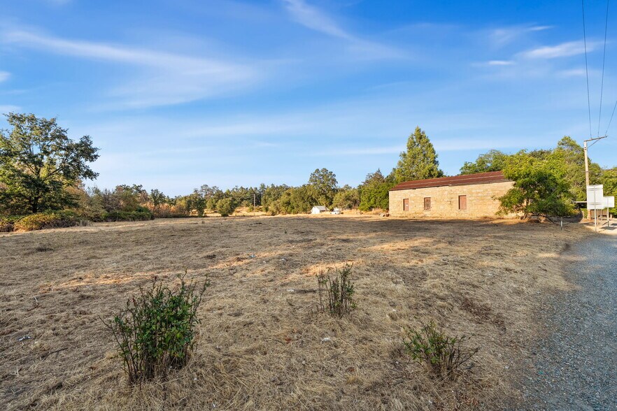 More Photos Of 425 Pleasant Valley Rd, Diamond Springs Land For Sale