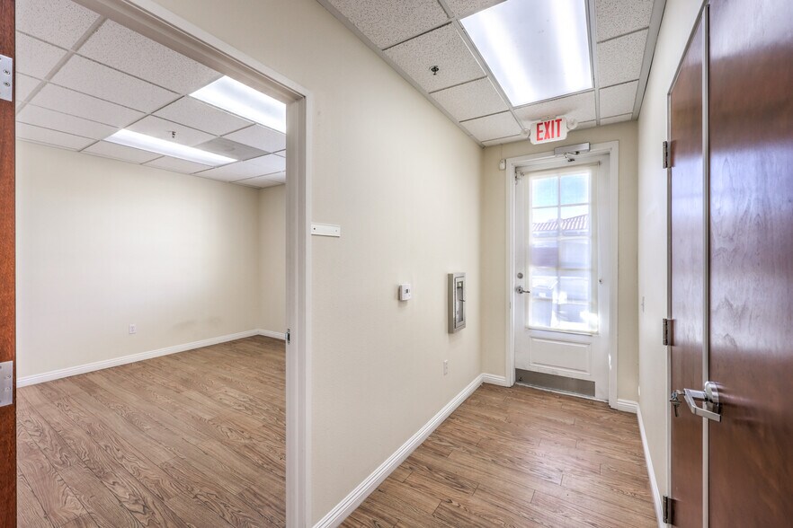 More Photos Of 3263 E Warm Springs Rd, Las Vegas Office Residential For Sale
