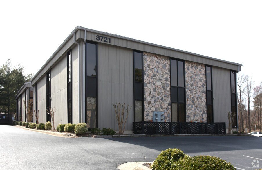 Primary Photo Of 3721 W Market St, Greensboro Office For Lease