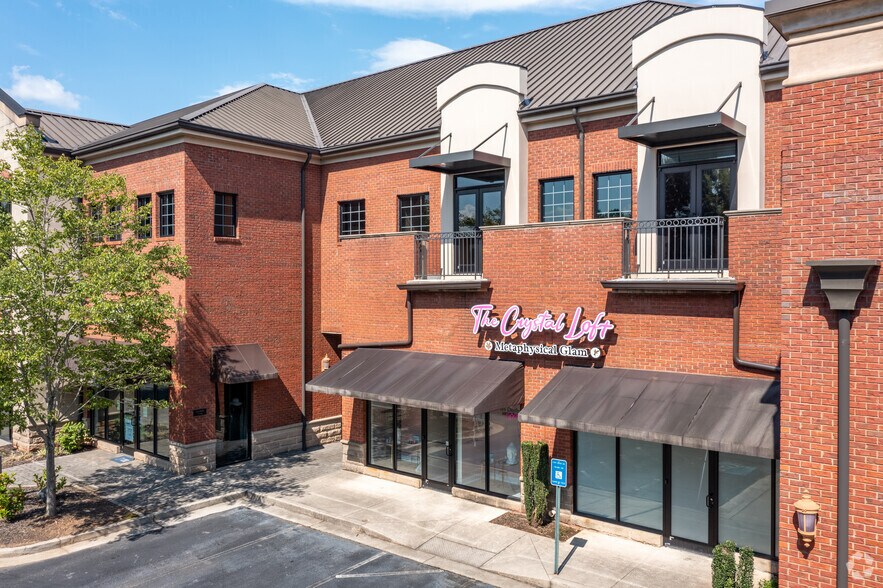 More Photos Of 10475 Medlock Bridge Rd, Johns Creek Storefront For Sale