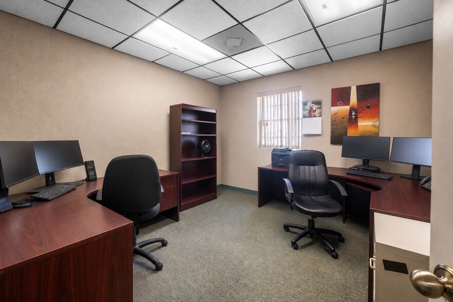 More Photos Of 760 S Stapley Dr, Mesa Office For Lease