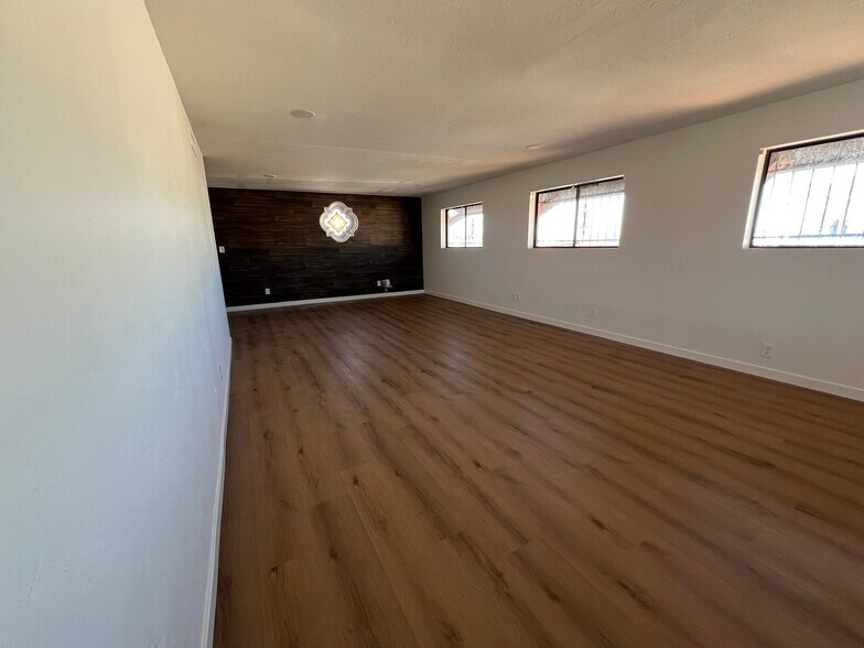 More Photos Of 3335 N 16th St, Phoenix Loft Creative Space For Lease