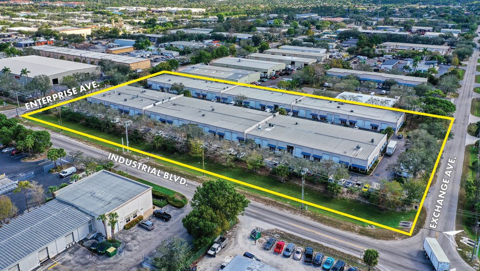 More Photos Of 4110 Enterprise Ave, Naples Unknown For Lease