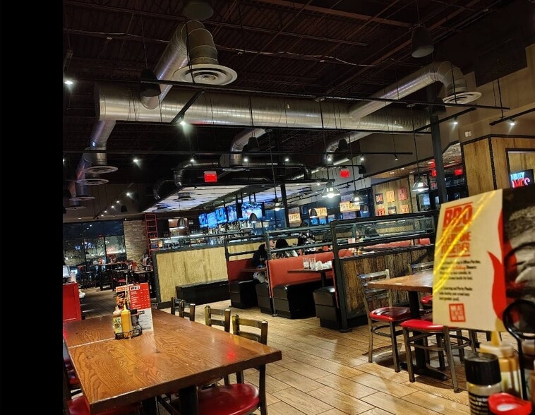 More Photos Of 2450 Scottsville Rd, Bowling Green Restaurant For Lease