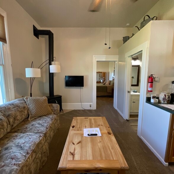 More Photos Of 155 Townsend St, Cedarville Apartments For Sale