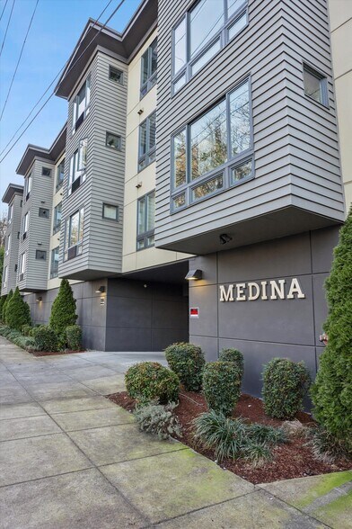 More Photos Of 2926 SW 4th Ave, Portland Apartments For Sale