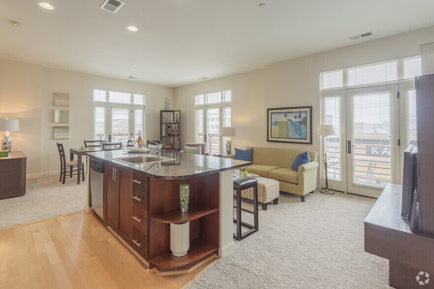 More Photos Of 670 Downey Green, Hampton Apartments For Sale