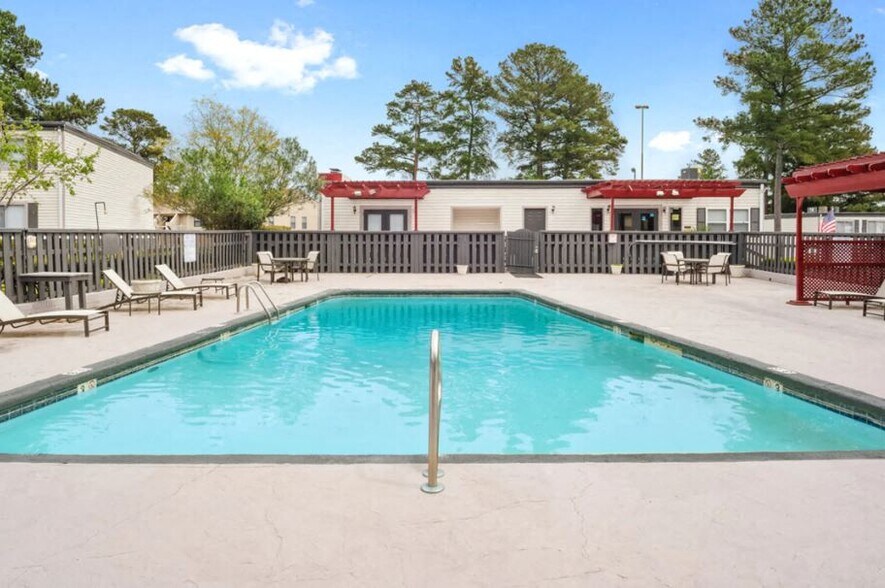 More Photos Of 3901 Northside Dr, Macon-Bibb Multifamily For Sale