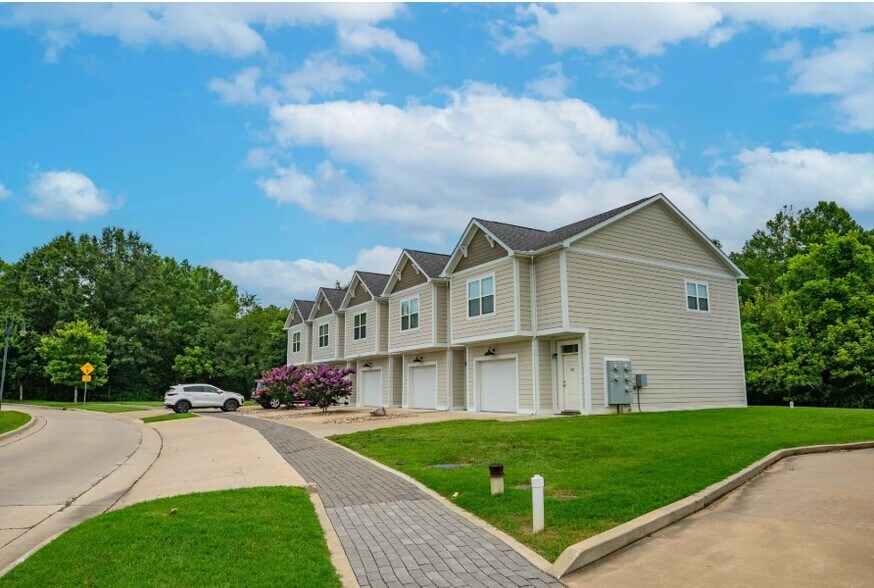 More Photos Of 2020 Walden Blvd, Cape Girardeau Apartments For Sale