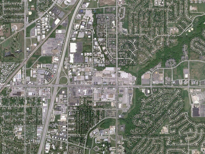 More Photos Of 1100 E Santa Fe St, Olathe Convenience Store For Sale