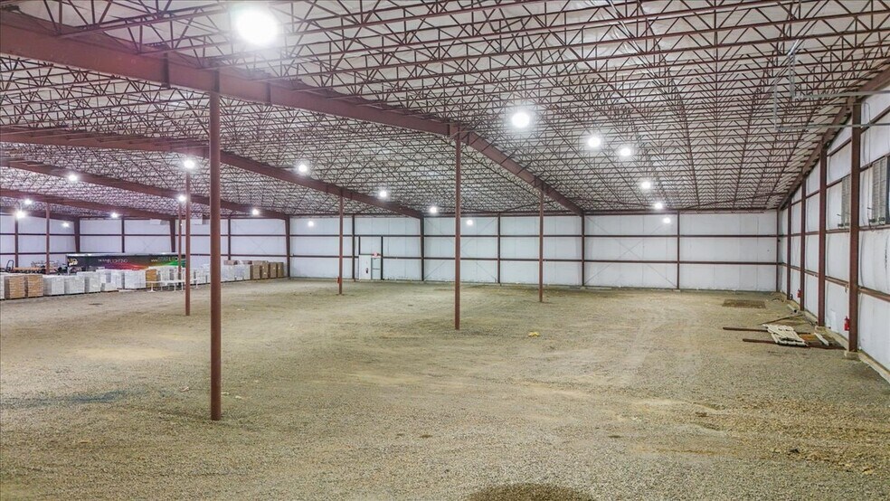 More Photos Of 241 Industrial Park Rd, Mountain City Warehouse For Sale