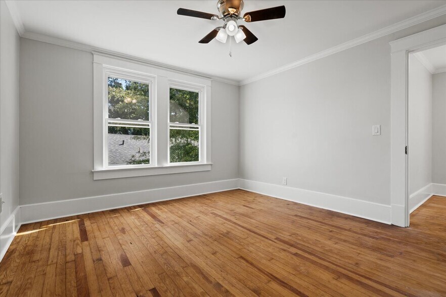 More Photos Of 910 W Evans St, Florence Office For Sale