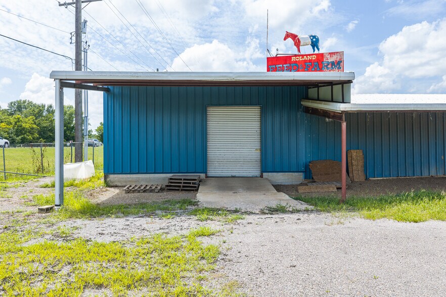 More Photos Of 479247 US Highway 64, Roland Warehouse For Sale