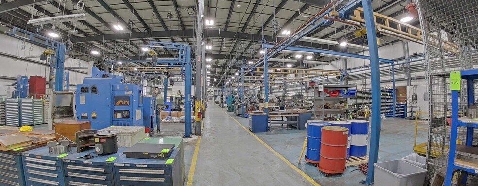 More Photos Of 2155 Traversefield Dr, Traverse City Manufacturing For Lease