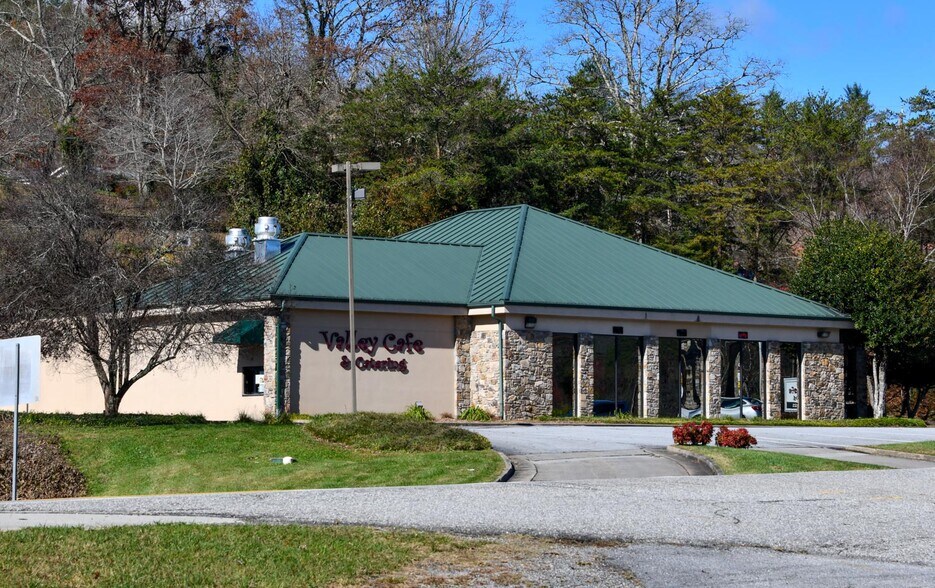More Photos Of 7099 N Hwy 441, Dillard Restaurant For Sale