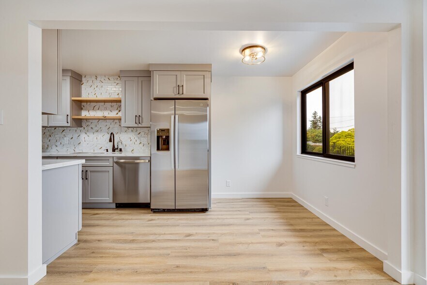 More Photos Of 2321 Adrian St, Napa Apartments For Sale