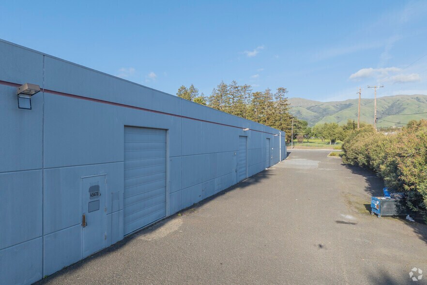 More Photos Of 45445-45461 Warm Springs Blvd, Fremont Light Manufacturing For Lease