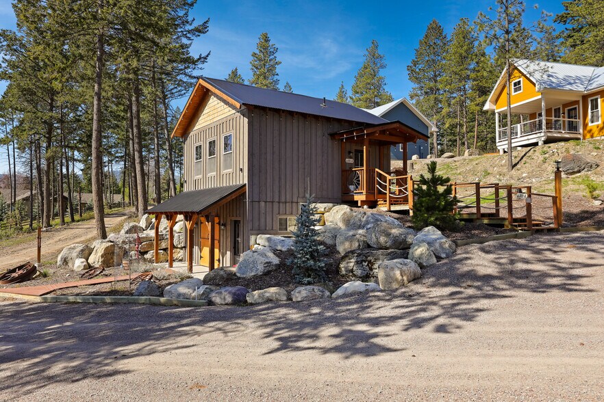 More Photos Of 100 Elk Ridge Trl, Lakeside Specialty For Sale