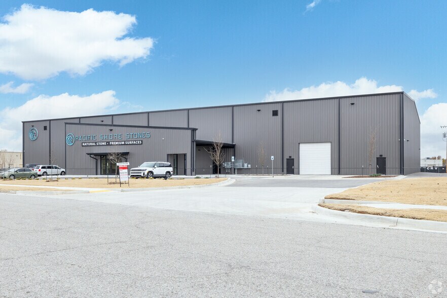 More Photos Of 1816 N 109th East Ave, Tulsa Distribution For Lease