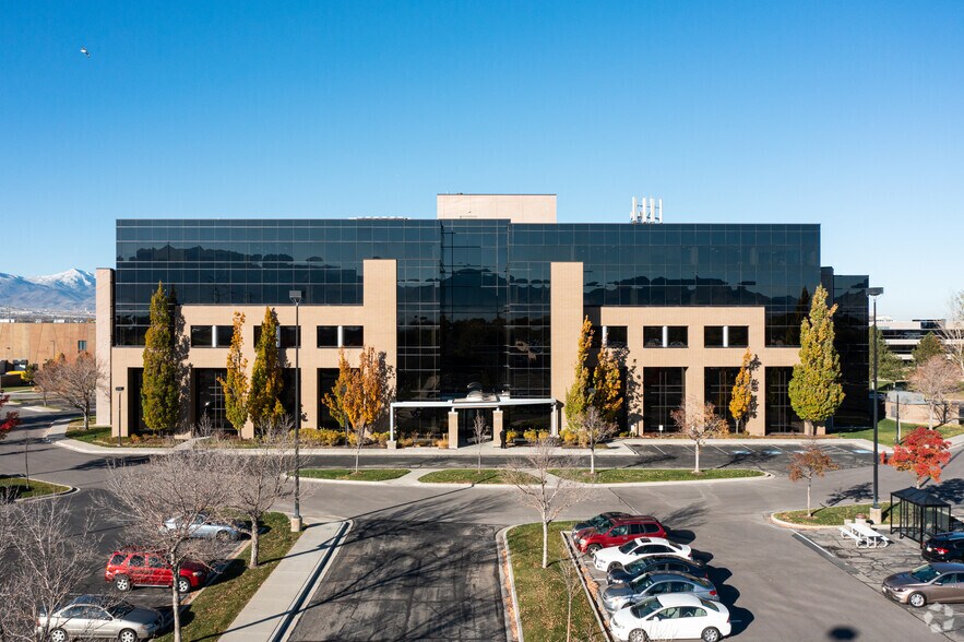 More Photos Of 2850 Decker Lake Dr, West Valley Unknown For Lease