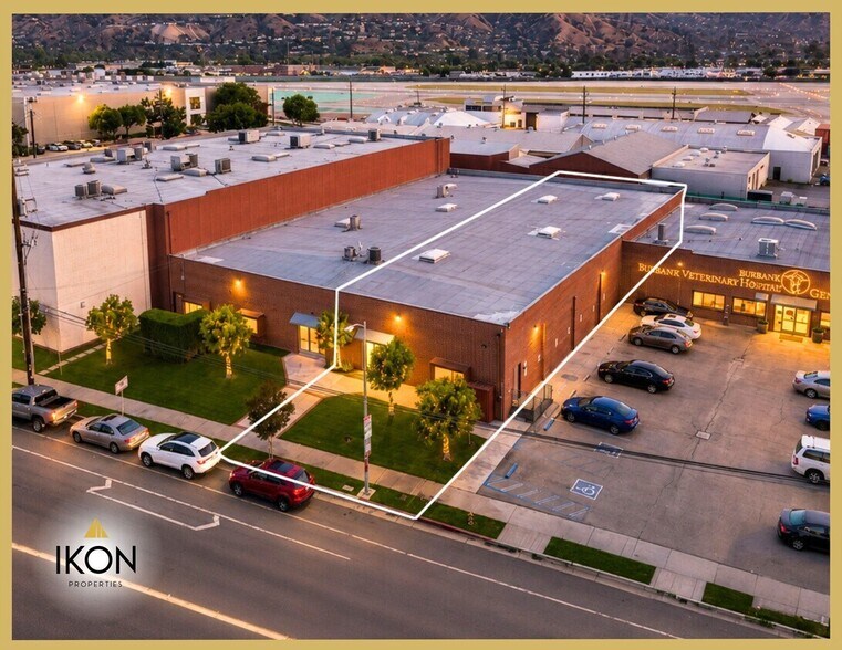 Primary Photo Of 7608-7684 N Clybourn Ave, Sun Valley Light Manufacturing For Sale