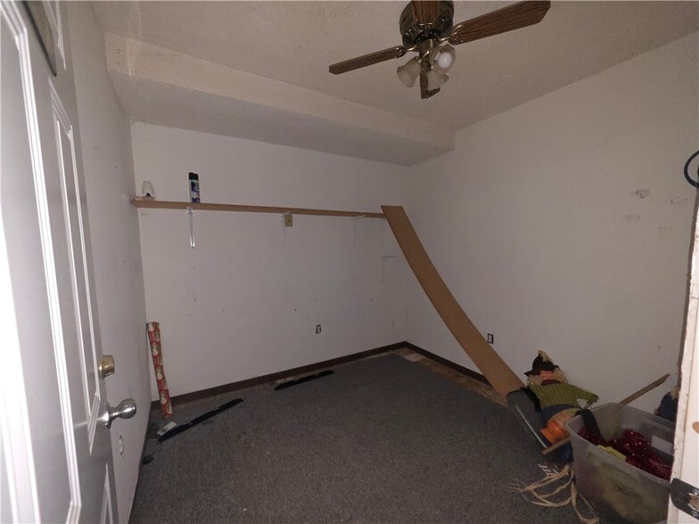 More Photos Of 3787 S Main St, Marion Restaurant For Lease