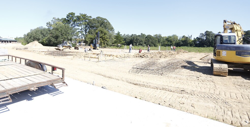 More Photos Of 9201 Baringer Foreman Rd, Baton Rouge Unknown For Lease