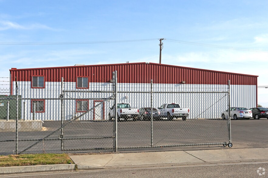 More Photos Of 5410 S Villa Ave, Fresno Warehouse For Lease