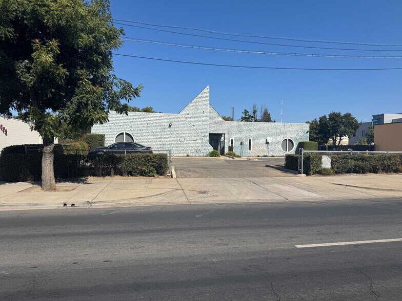 More Photos Of 435 E Harding Way, Stockton Medical For Sale