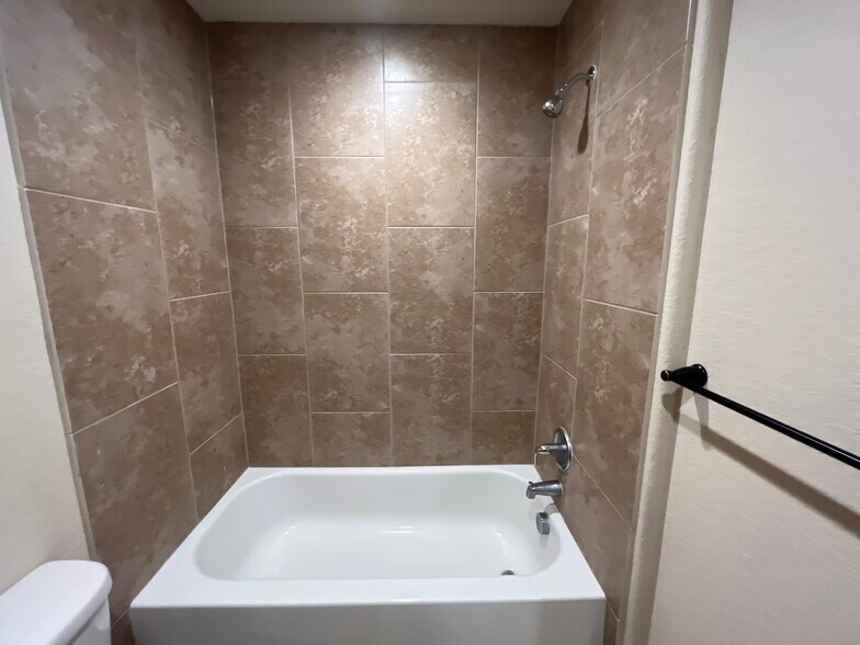 More Photos Of 6407 Luglio Ln, San Antonio Apartments For Sale