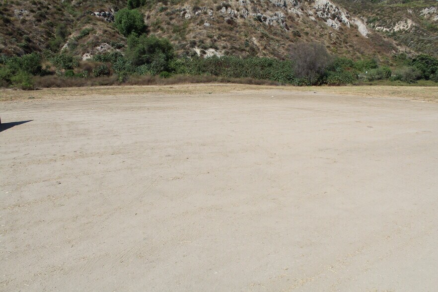 More Photos Of 251 Telegraph Road, Fillmore Land For Sale