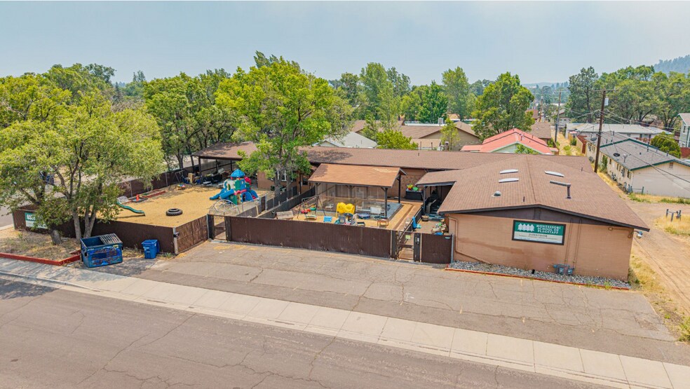 Primary Photo Of 2025 N East St, Flagstaff General Retail For Sale