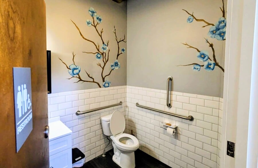 More Photos Of 215 W Clay St, Richmond Office Residential For Sale
